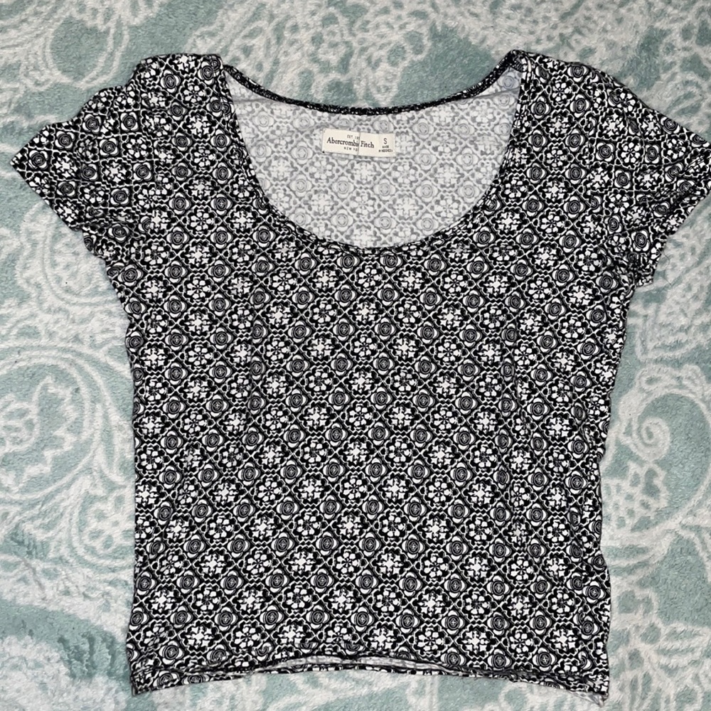 Abercrombie & Fitch Black Patterned Crop Top Size Small